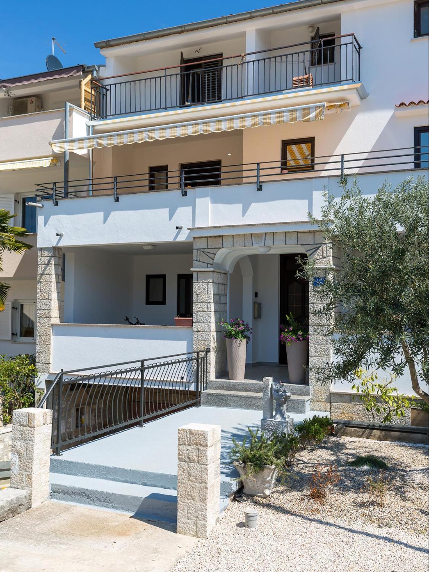 Marisan Seaview Apartment Фунтана Екстериор снимка